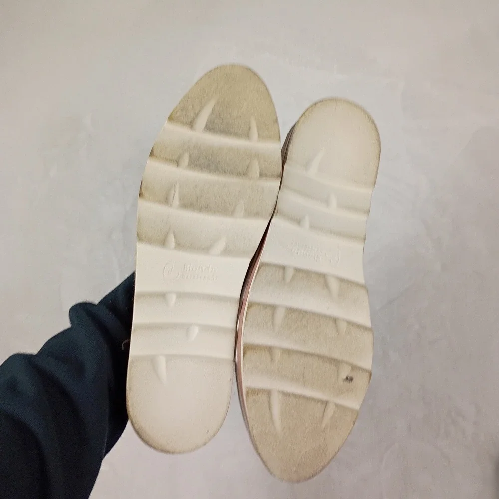 Blondo zippy waterproof